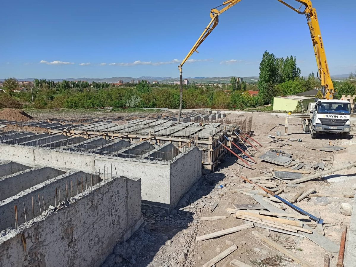 Ahlat İnşaat Betoncusu